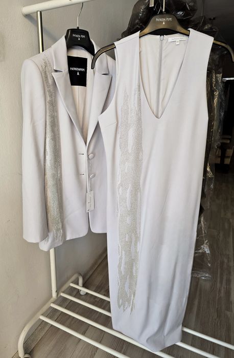 Рокля Patrizia Pepe с детайл от мъниста,;размер 40/S,ново с етикет!