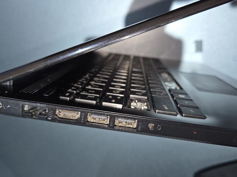 Hp laptop Model 15-da 1023 nia