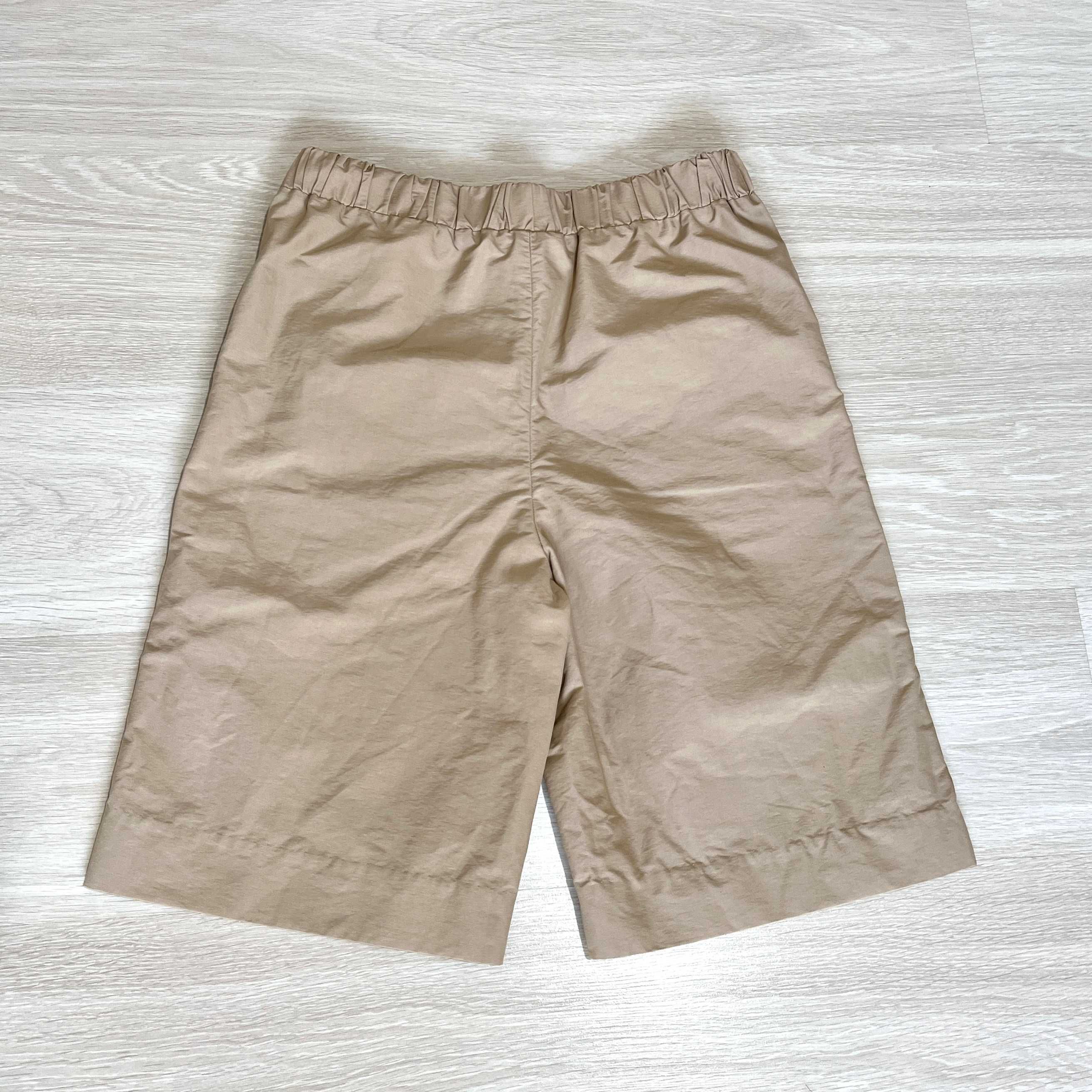 Pantaloni scurti COS shorts, material rezistent