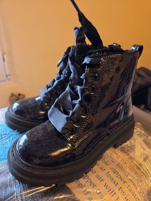 Ghete Next, marimea 25