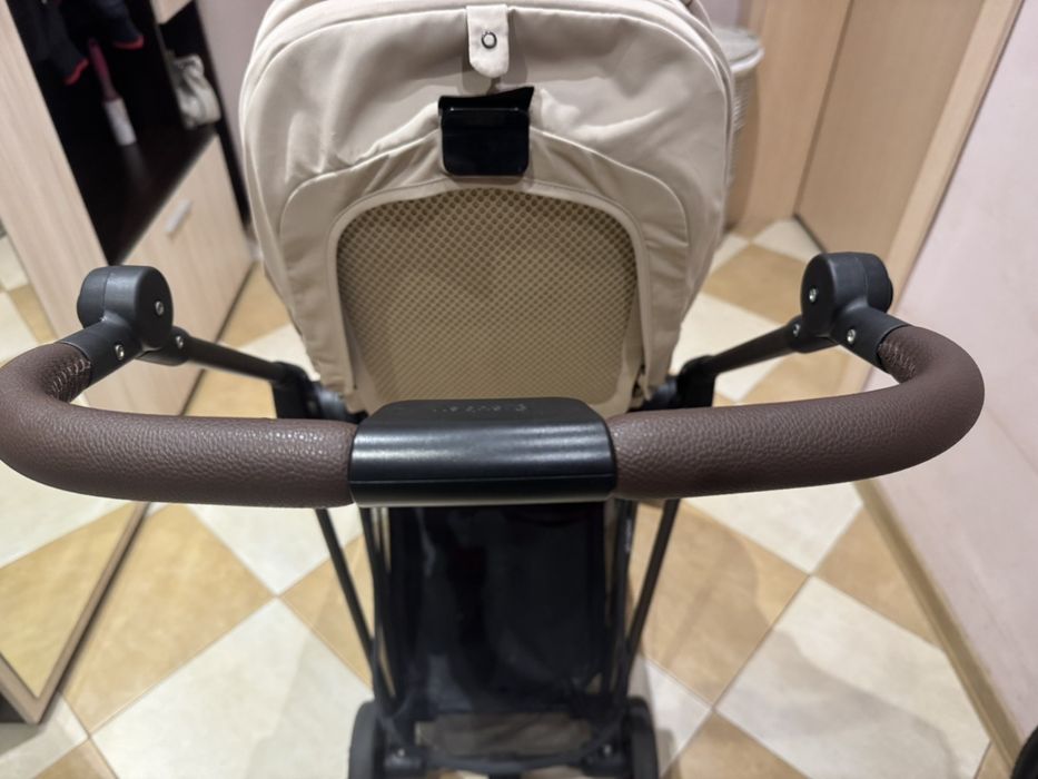 Cybex      Melio