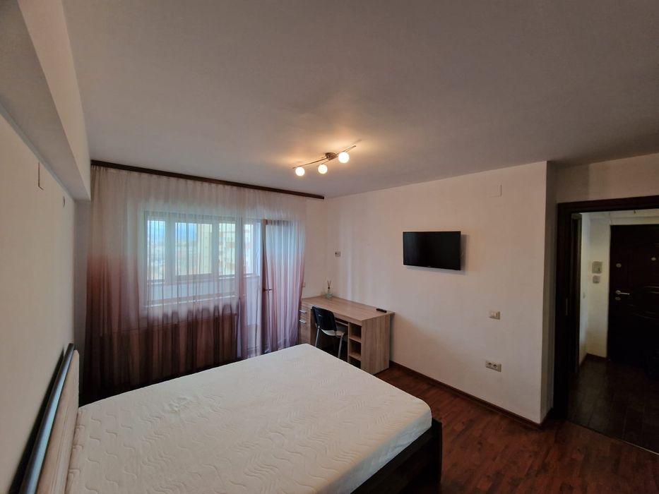 Închiriez APARTAMENT în Tg Jiu