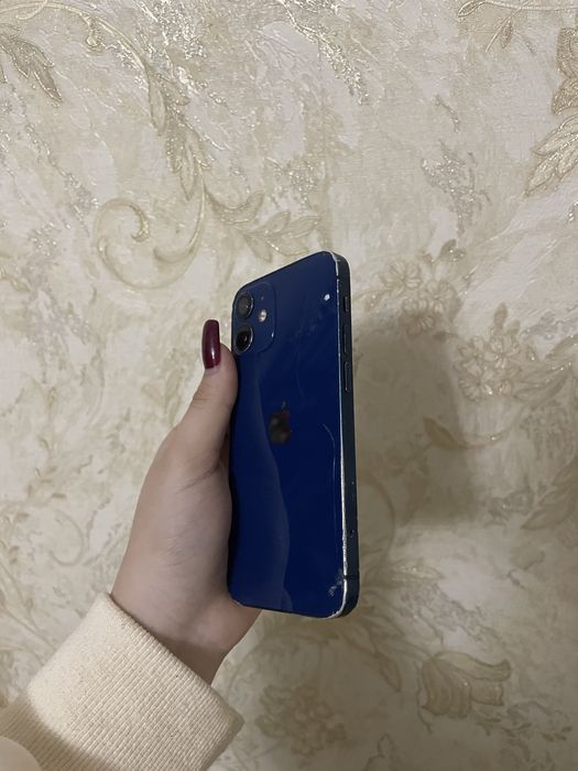 Продается айфон 12 мини