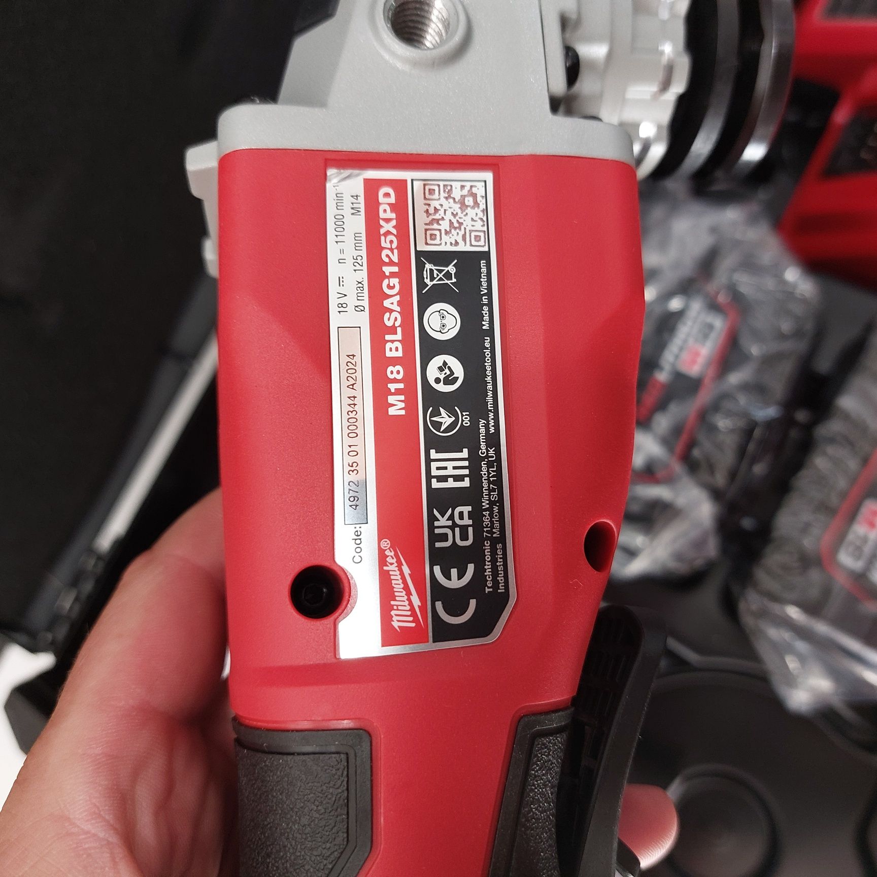 Безчетков акумулаторен ъглошлайф Милуоки Milwaukee M18 BLSAG125XPD-40