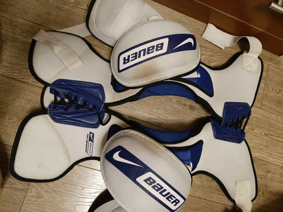 Хоккейный нагрудник р.L