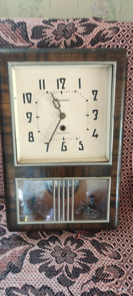 Часы настенные, советские