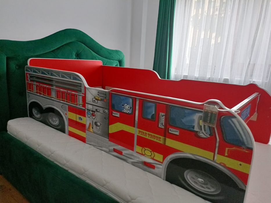 Pat copii mașină de pompieri