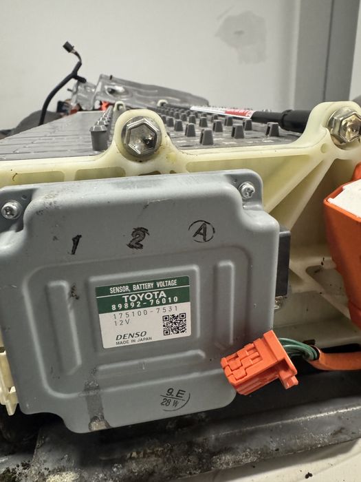 Carcasa baterie hybrid lexus completa cu relee calculator cabluri