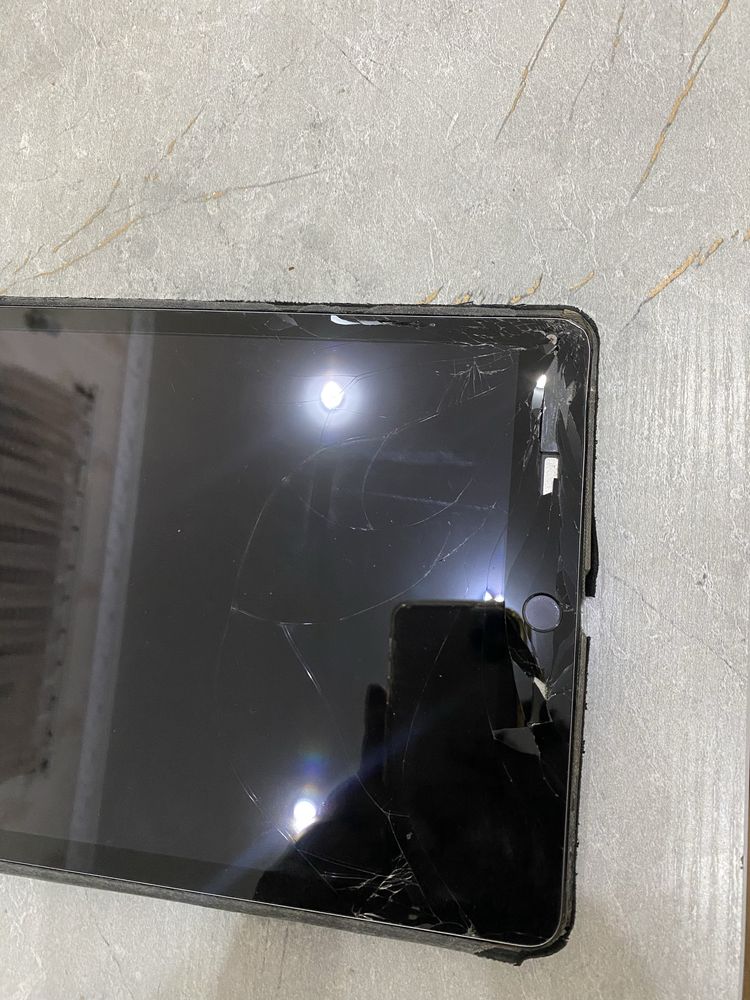 Продам свой Ipad 7