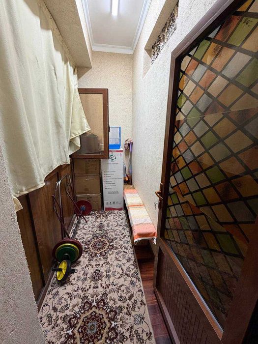 Продаётся 2х передел в 3х комн квартира на 2 этаже Ор-р Теракзор