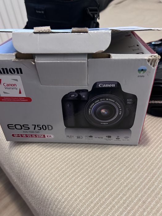 Canon 750 D ,aproape nou