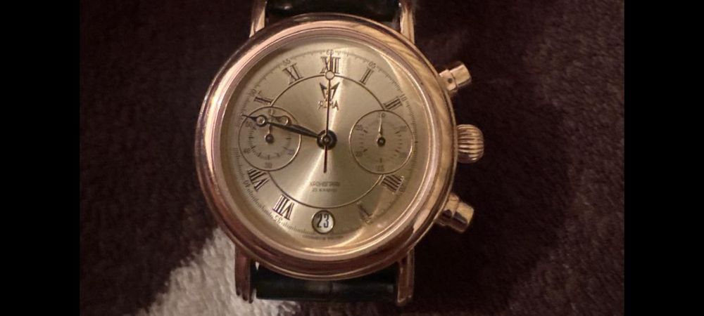 Золотые мужские часы Яшма