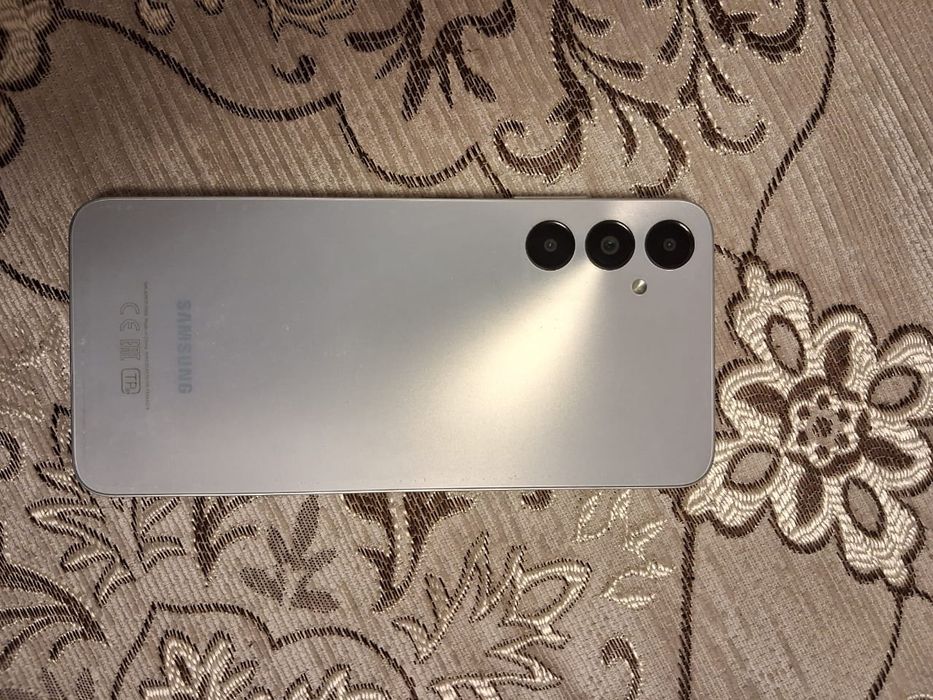 Продам А05s самсунг