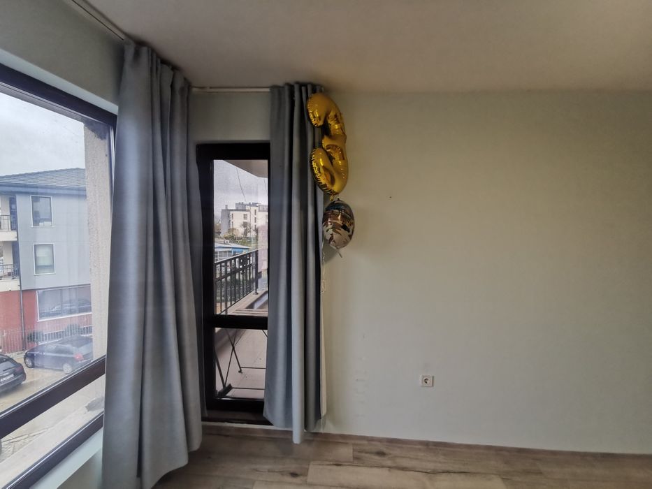 Тристаен апартамент под наем Варна кв. Бриз Варна  с паркомясто 1200лв