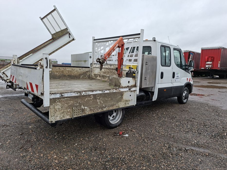 Leasing pe 5 ani/ Cabina dubla baculanta+macara /motor 3000/garantie