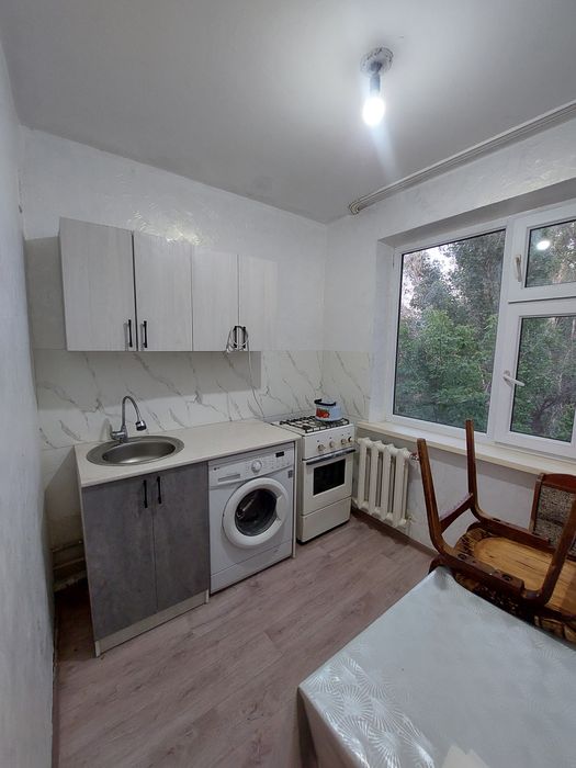 Сдам  мкр4 Салтанат 1 ком