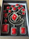 Set inel, cercei, colier Jasp Rosu placat argint Nou
