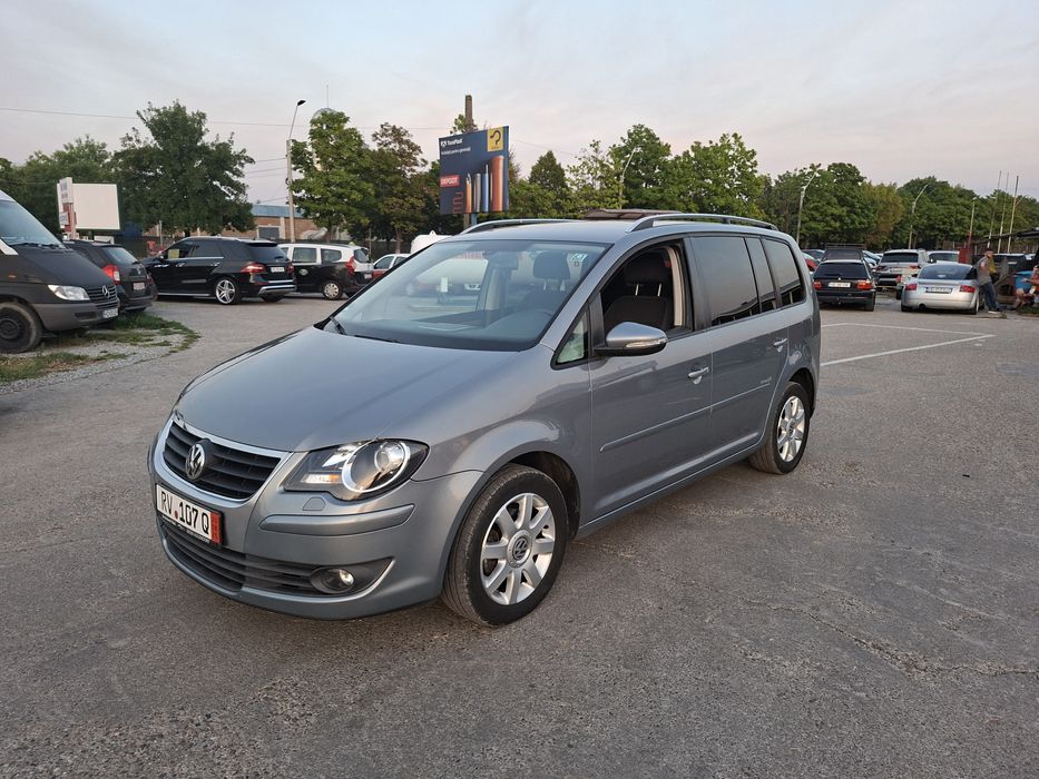 Vw Touran 2010. 7 locuri  2.0 Td.i  140 c.p Model FREESTYILE