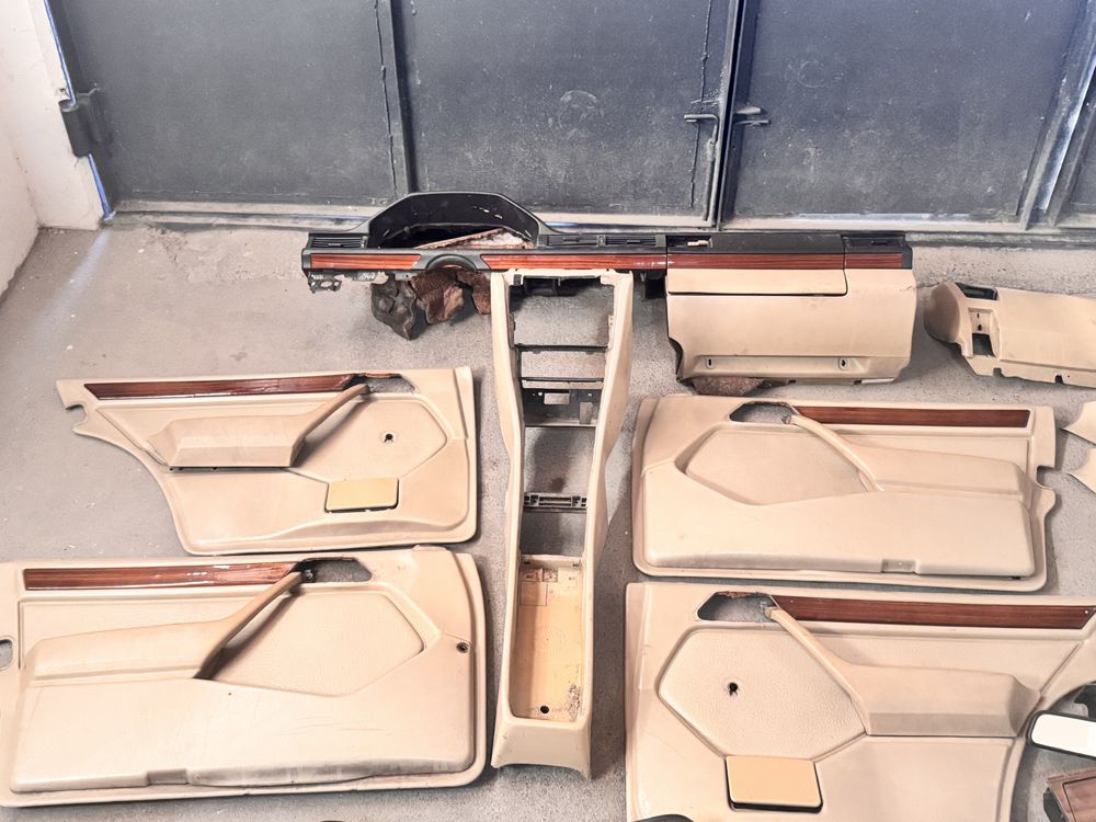 W124 bejeviy koja salon sotiladi!!