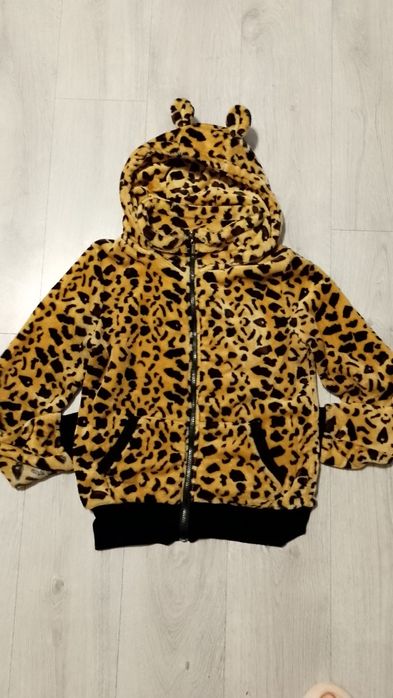 Hanorac pufos leopard mărimea S