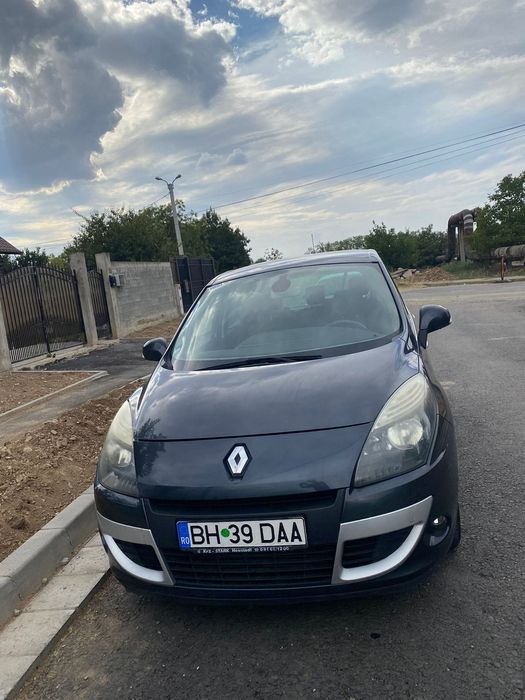 Vând URGENT Renault scenic 2010!!!