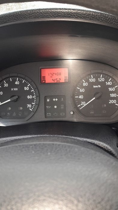 Vând Logan 1.4 benzină