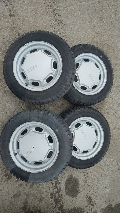 Шины шипы с дисками комплект R14