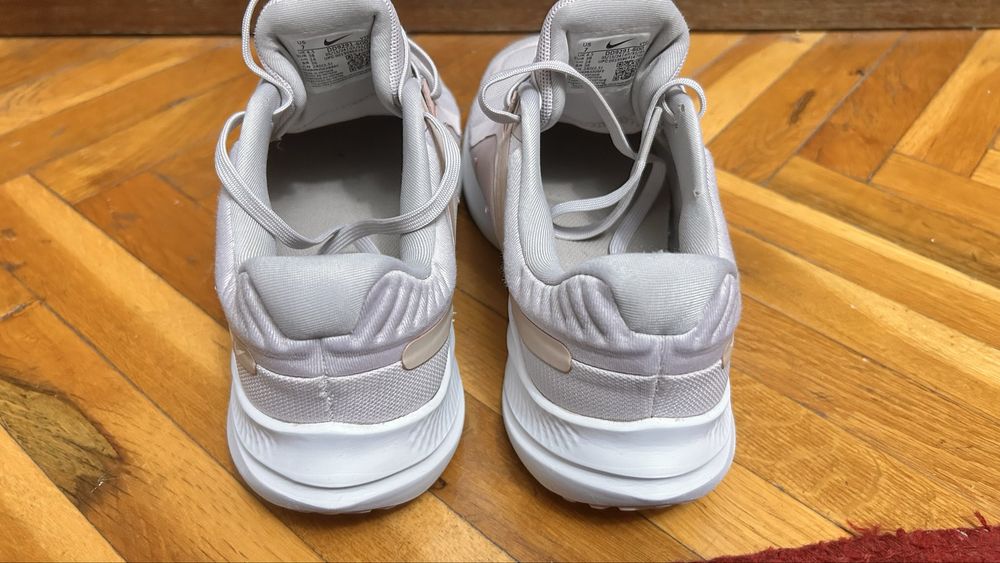 Оригинални маратонки Nike 38 номер