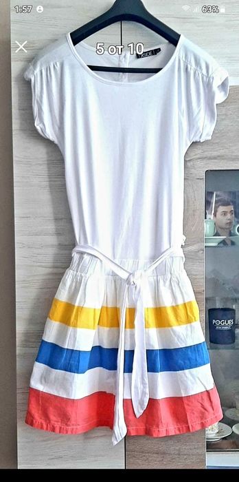 фина ,нежна бяла блуза и ефектнии рокли