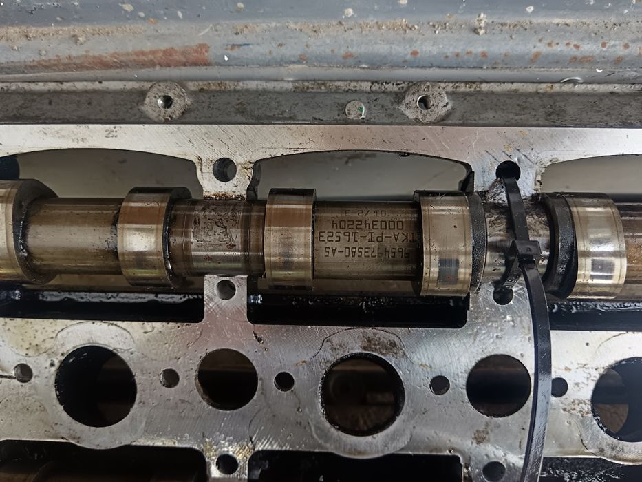 Разпределителни кухи валове за 2.0 хди 136 к.с. / Пежо Ситроен 2.0 хди