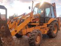 Dezmembrez jcb 3cx