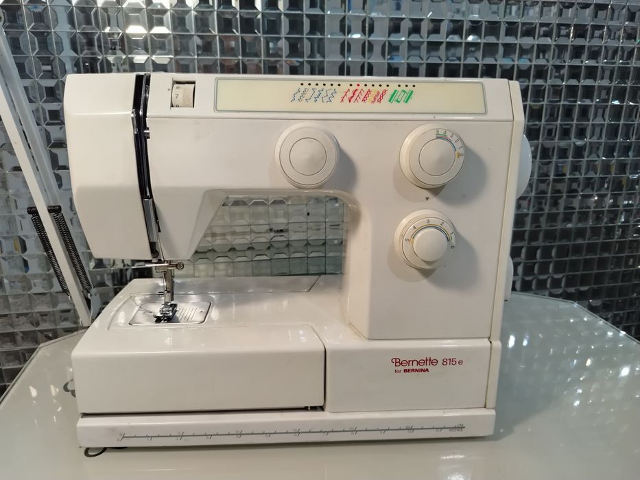 Швейная машинка Bernette 815e. Bernina