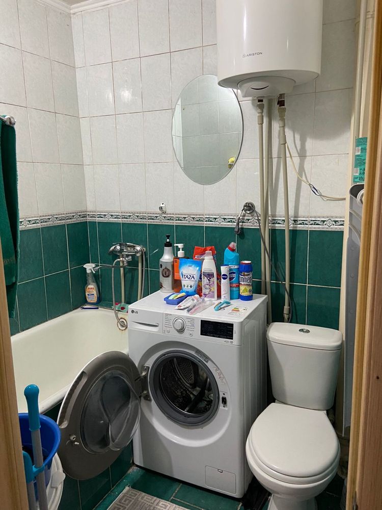 СРОЧНО ПРОДАМ 2 комн кв в центре