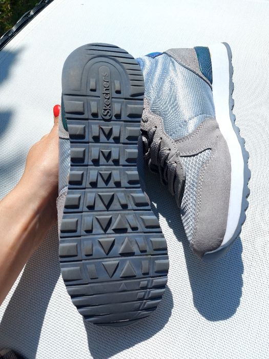 Skechers mărimea 36