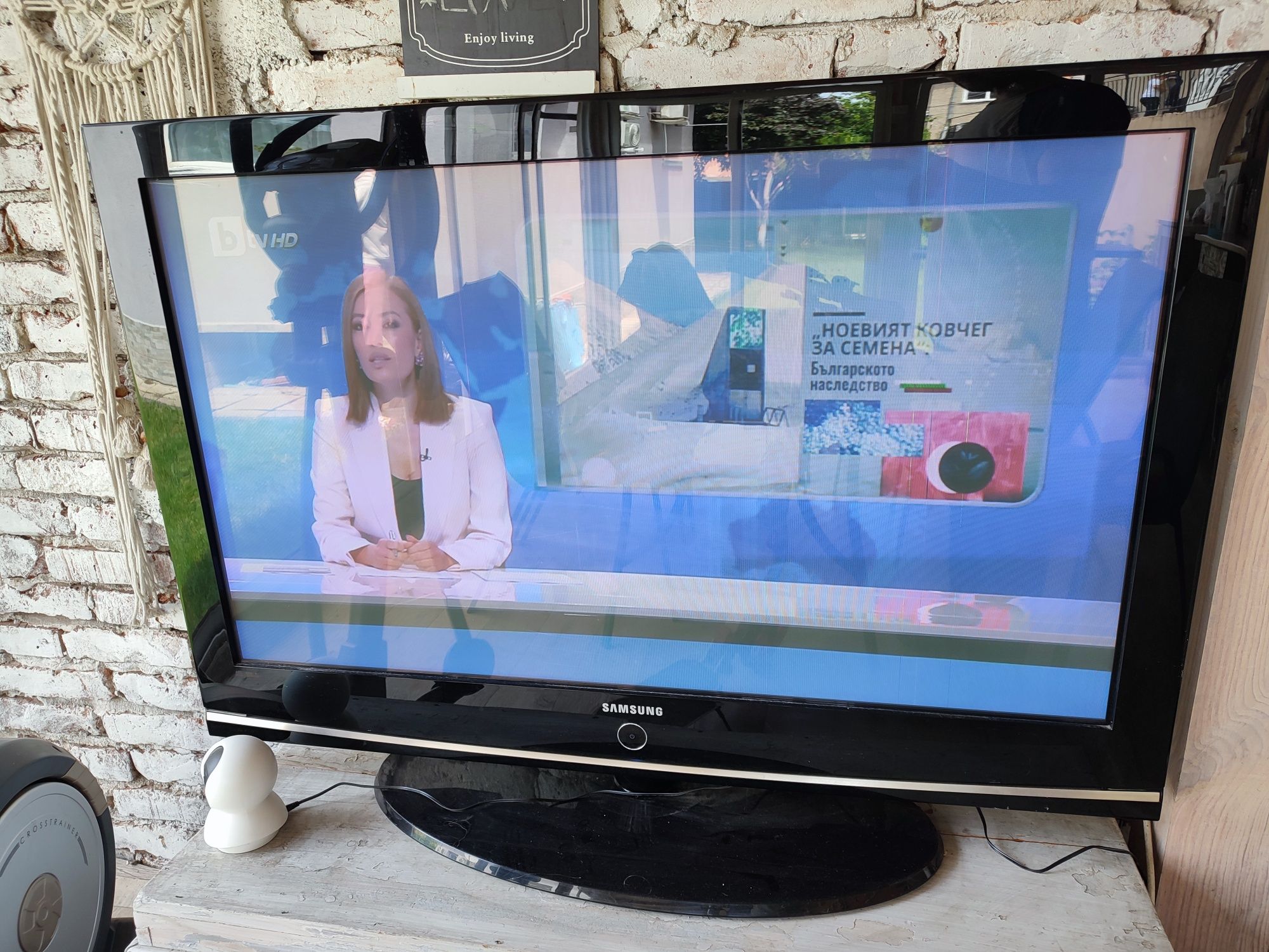 Samsung 42" плазмен телевизор