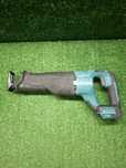 Безчетков саблен трион на Makita DJR187 със скорости