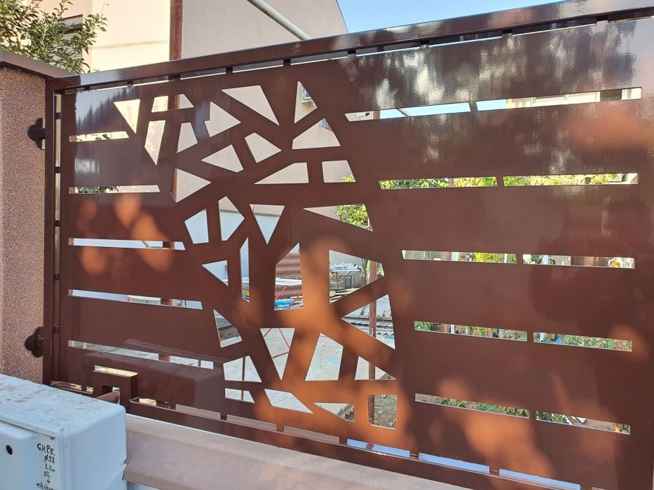 Porti si garduri tabla decupata Cnc– tabla traforata