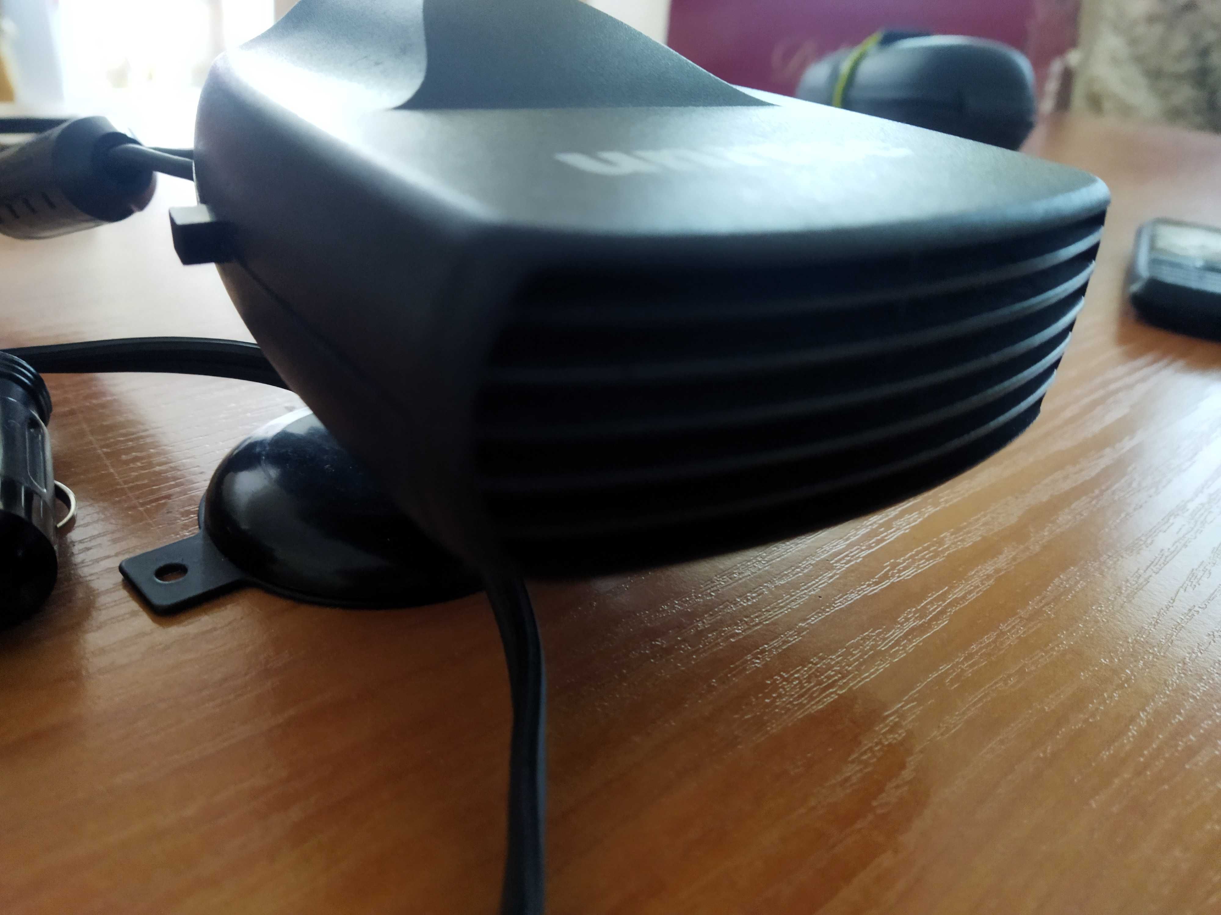 Допълнително парно за кола 12V