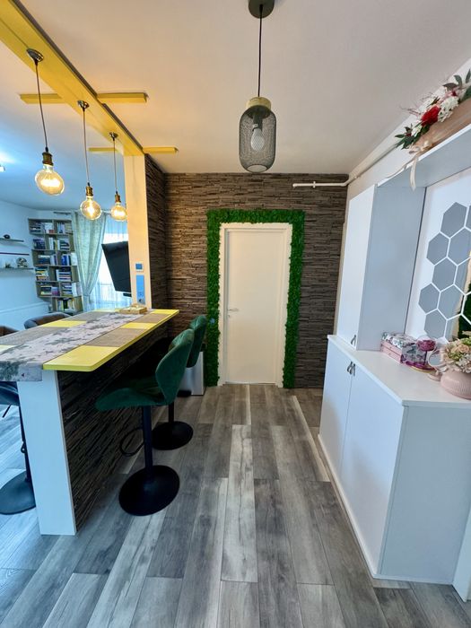 Apartament 2 camere + gradina + parcare subterana, zona Parcul Poligon