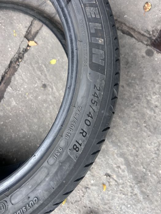245/40 r18 michelin de vara -protectie janta aliaj -150 lei buc