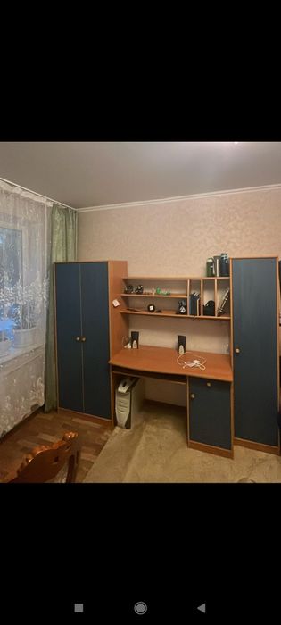 Продам срочно стенку школьника