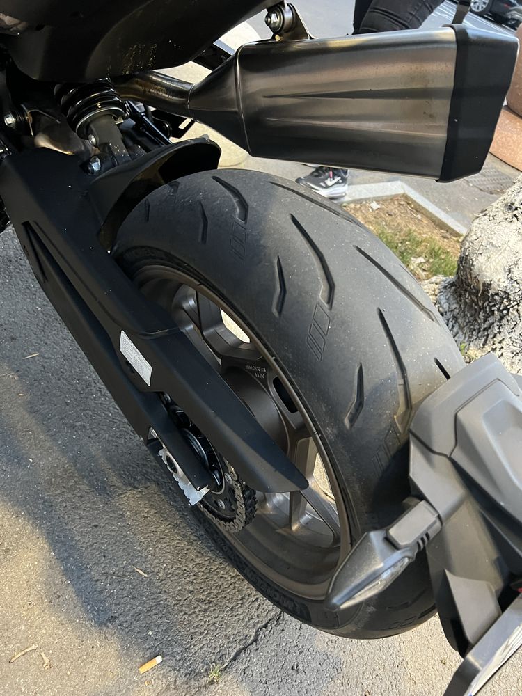 CF Moto 800NK Advanced