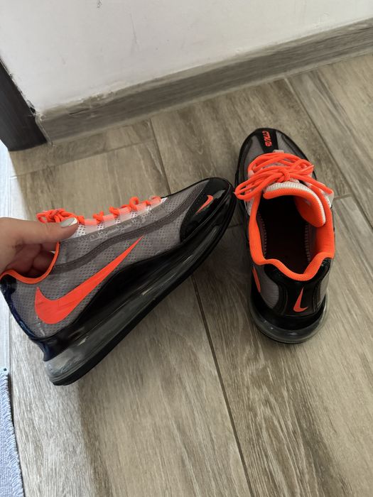 Adidasi nike marimea 40