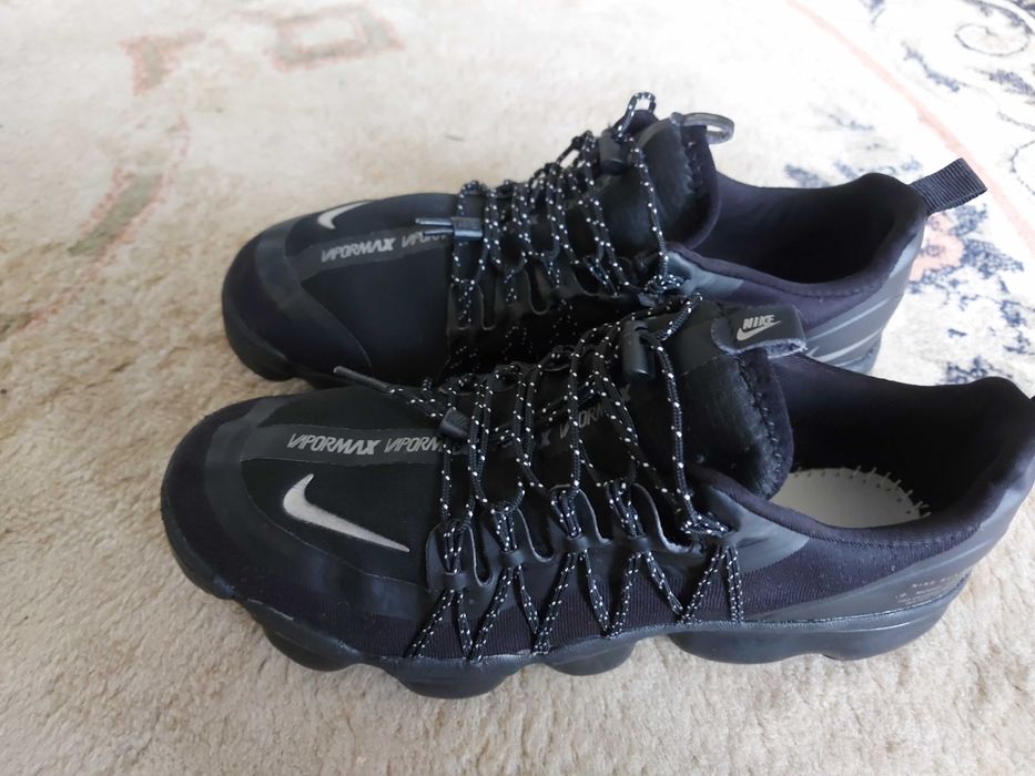 Nike Vapormax Plus,  40 номер , стелка 25см,  Flyknit, Oригинални