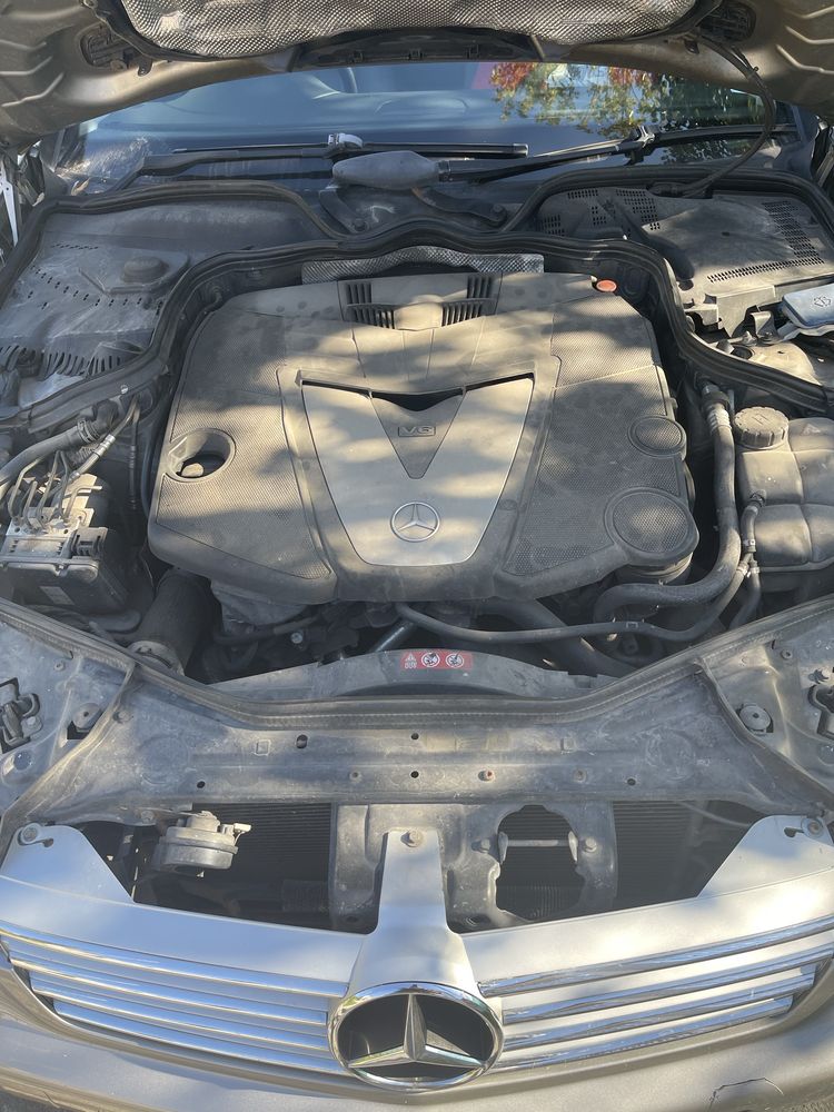 Продавам CLS 320 регистрирана
