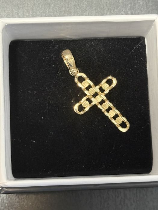 Pandantiv cruce AUR 14k