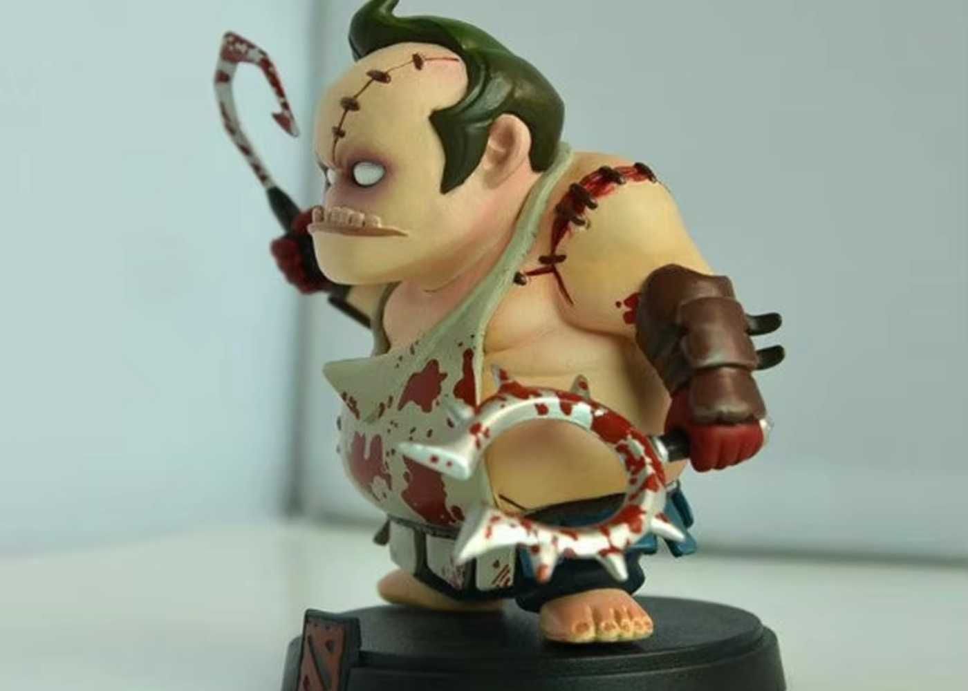Фигурка Pudge и брелок из DOTA 2
