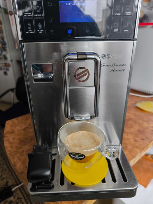 Кафеавтомат Saeco GranBaristo Avanti - модел HD 8977