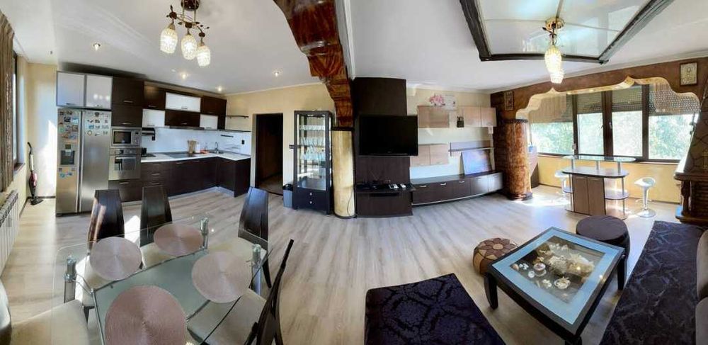 Дава се под наем Тристаен апартамент в Бургас, Лазур - 105 кв.м за 600 € - Снимка #1