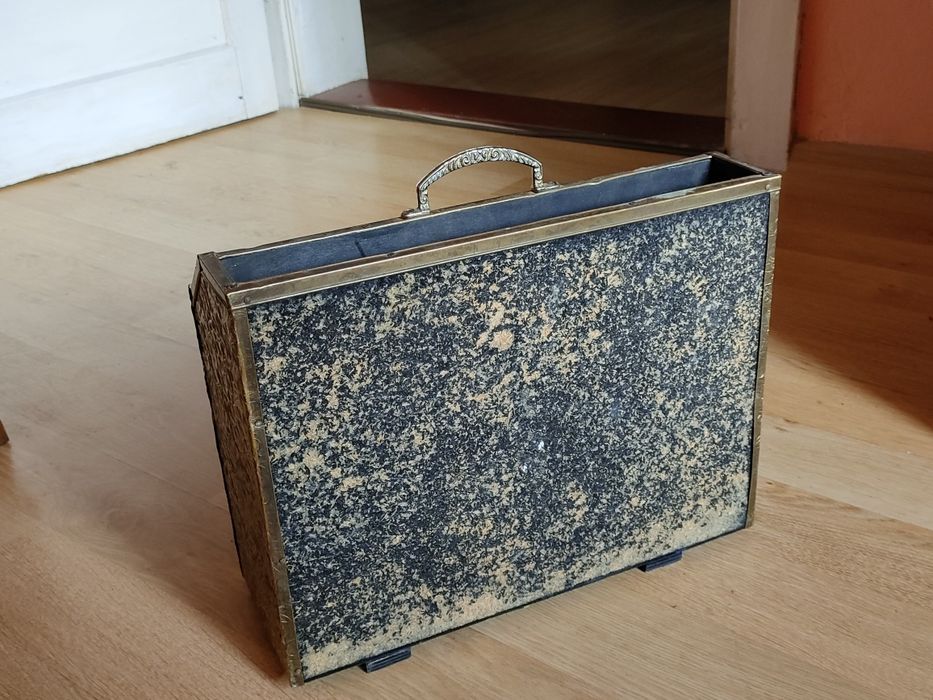 Suport ziare,reviste